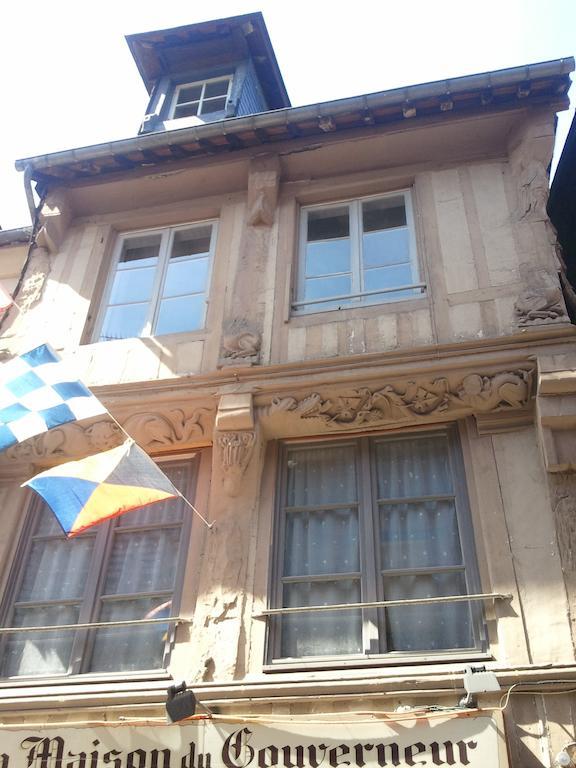 Le Studio Du Gouverneur Онфльор Стая снимка